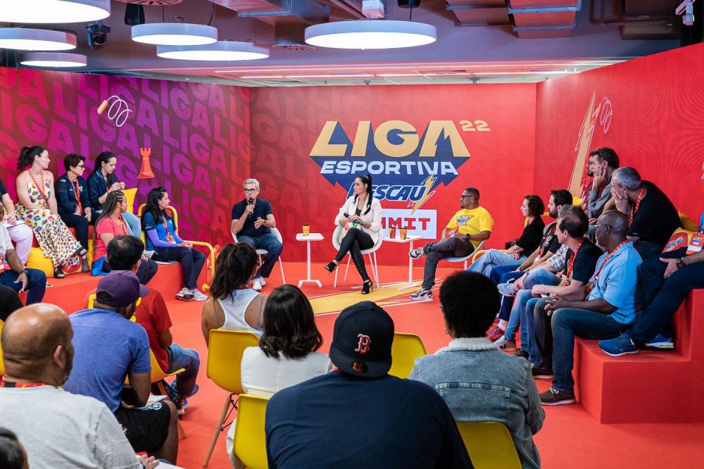 Entenda o que é live marketing